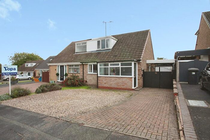3 Bedroom Semi-Detached Bungalow For Sale In Firs Drive, Rugby, CV22