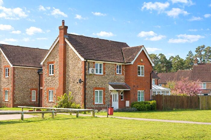 4 Bedroom Semi-Detached House For Sale In Cypress Close, Mildenhall, Bury St. Edmunds, Suffolk, IP28