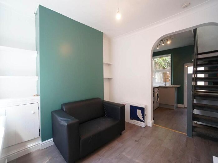 2 Bedroom House To Rent In Albert Street, Bangor, LL57
