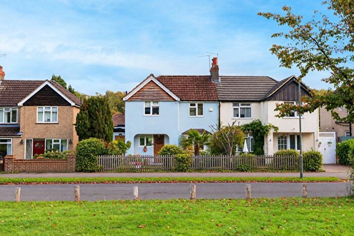 3 Bedroom Semi-Detached House For Sale In Church Lane Avenue, Coulsdon, CR5