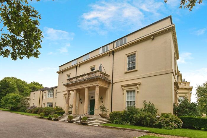 2 Bedroom Apartment For Sale In Widworthy Court, Wilmington, Honiton, EX14