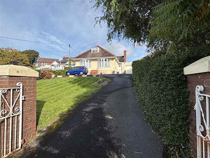 3 Bedroom Detached Bungalow For Sale In Gwscwm Road, Pembrey, Burry Port, SA16