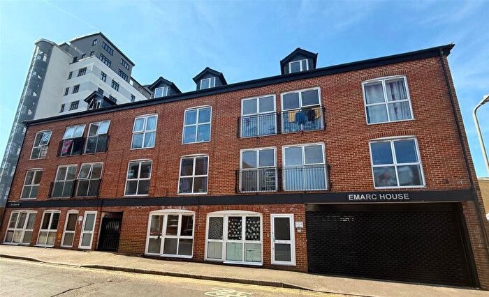 1 Bedroom Flat To Rent In Pickford Street, Aldershot, Hampshire, GU11