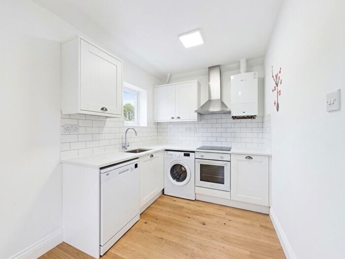 2 Bedroom Apartment To Rent In Henley Place, Gloucester, GL1