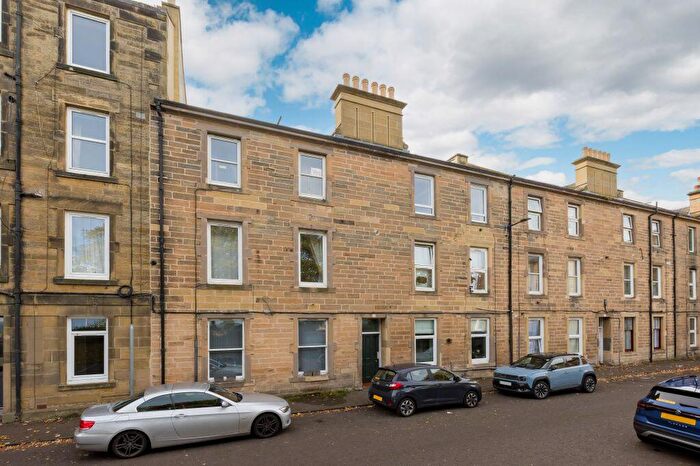 1 Bedroom Flat For Sale In / Lower Granton Road, Trinity, Edinburgh, EH5