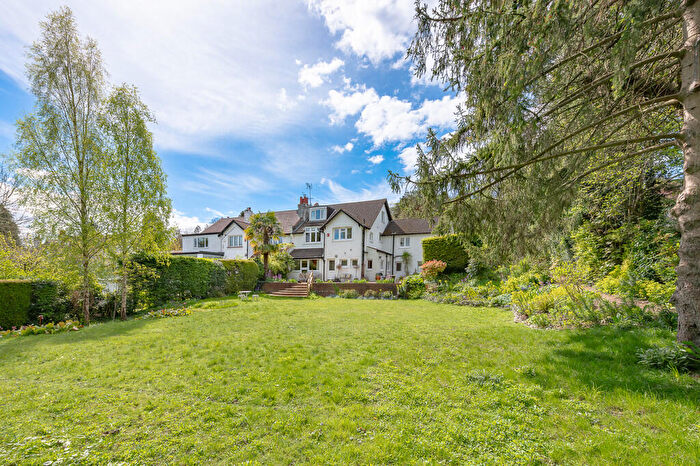 6 Bedroom Semi-Detached House For Sale In Webb Estate, Purley, Surrey, CR8