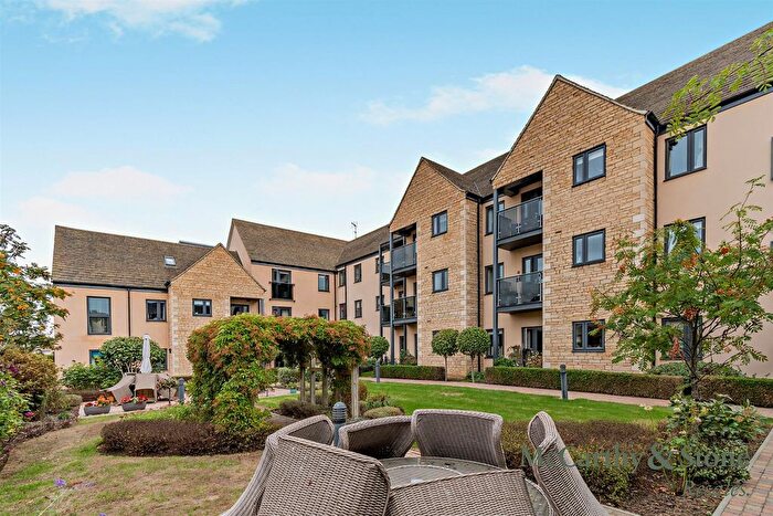 1 Bedroom Flat For Sale In Stukeley Court, Barnack Road, Stamford, PE9
