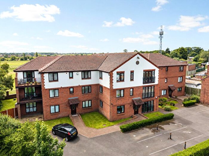 2 Bedroom Apartment For Sale In Thingwall Road, Irby, Wirral, CH61