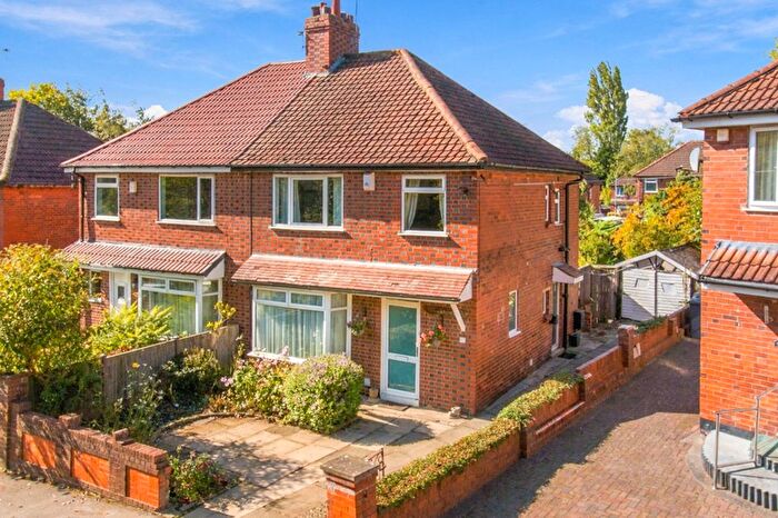 3 Bedroom Semi-Detached House For Sale In Parkland Crescent, Leeds, LS6