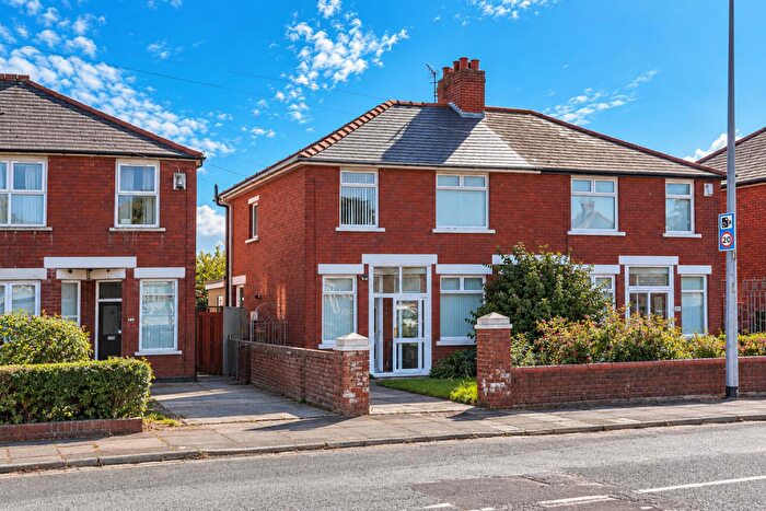 3 Bedroom Semi-Detached House For Sale In Barry Road, Barry, CF62
