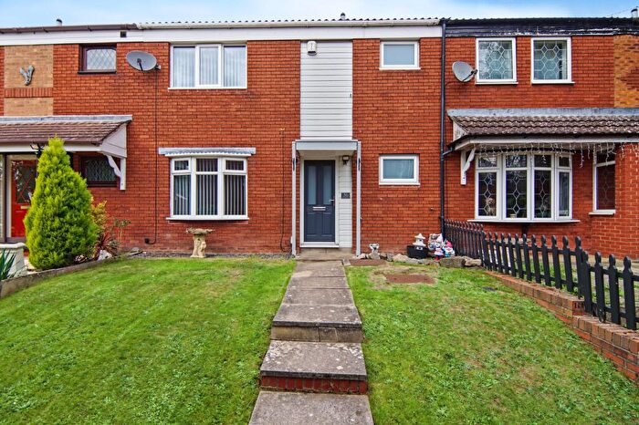 3 Bedroom Terraced House For Sale In Britten Close, Nuneaton, CV11