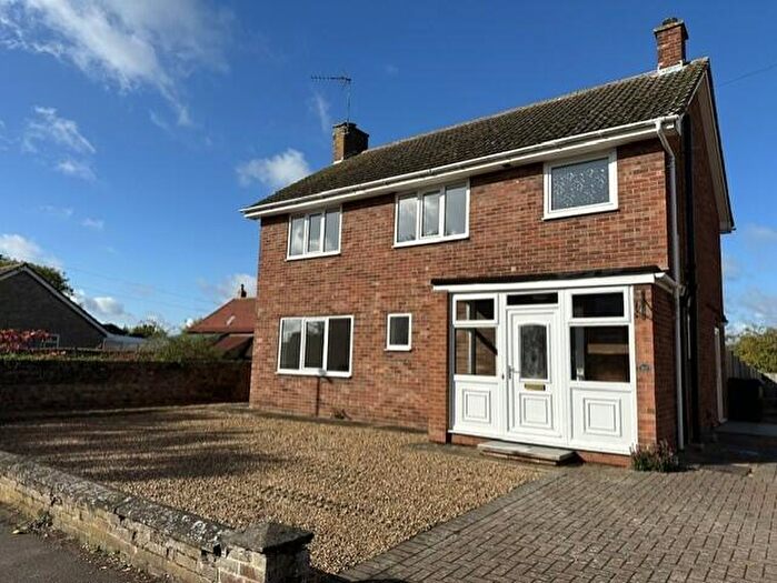 3 Bedroom Detached House To Rent In High Street, Haddenham, CB6