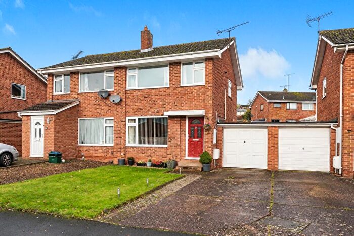 3 Bedroom Semi-Detached House For Sale In Willow Walk, Crediton, Devon, EX17
