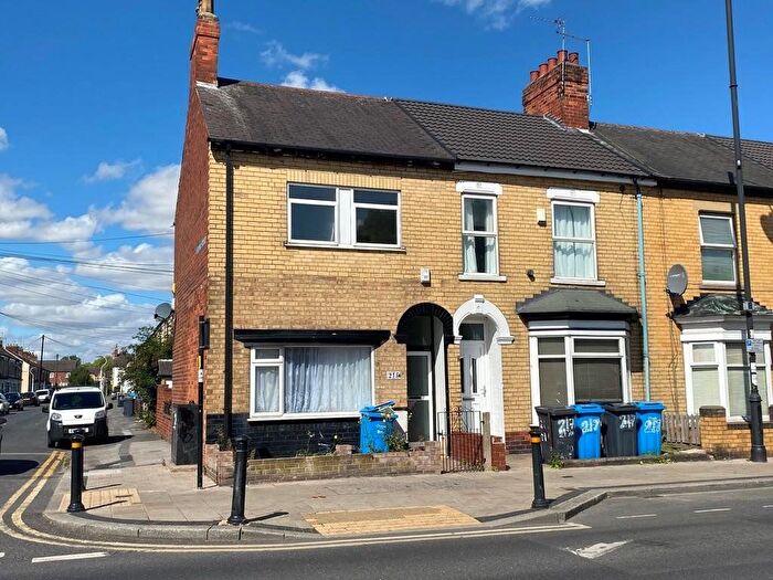 4 Bedroom Flat For Sale In Newland Avenue, Hull, East Yorkshire, HU5
