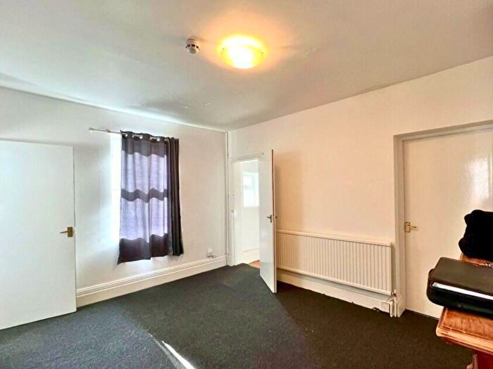 7 Bedroom Terraced House To Rent In Cholmeley Road, Reading, RG1