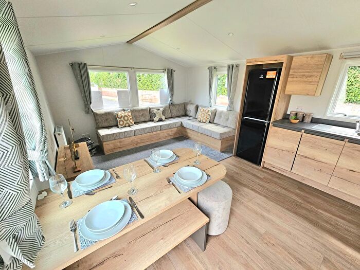 3 Bedroom Mobile/park Home For Sale In Dawlish Sands Holiday Park, Warren Road Dawlish Warren, EX7