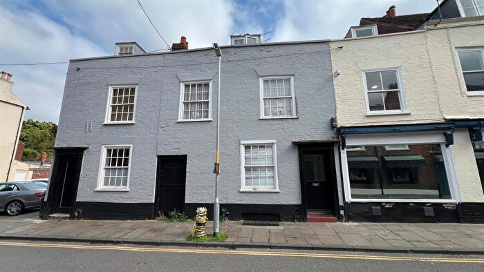 1 Bedroom House To Rent In Castle Street, Canterbury - Ref, CT1