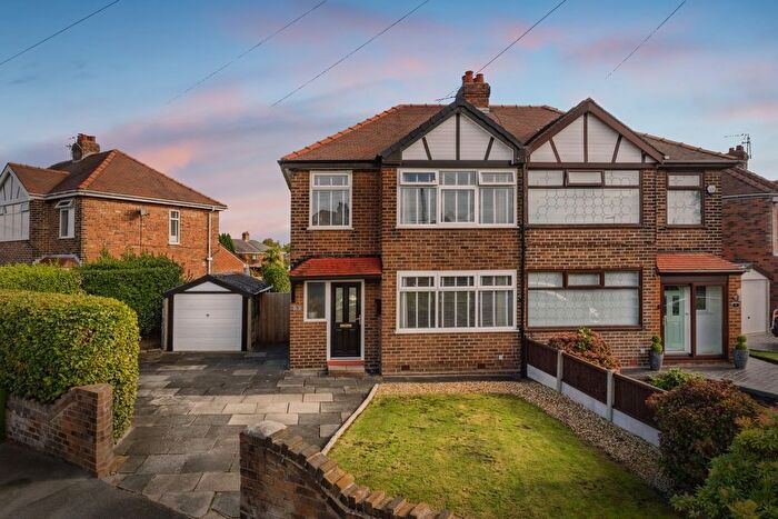 3 Bedroom Semi-Detached House For Sale In Bruce Avenue, Warrington, Cheshire, WA2