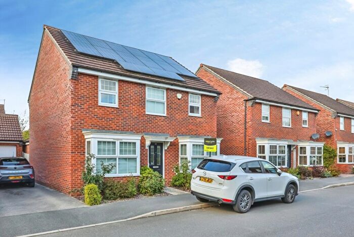 4 Bedroom Detached House For Sale In Wren Drive, Nottingham, NG6