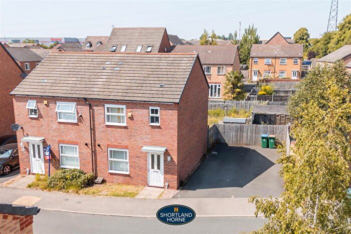 3 Bedroom Semi-Detached House For Sale In Cherry Tree Drive, Tile Hill, Coventry, CV4