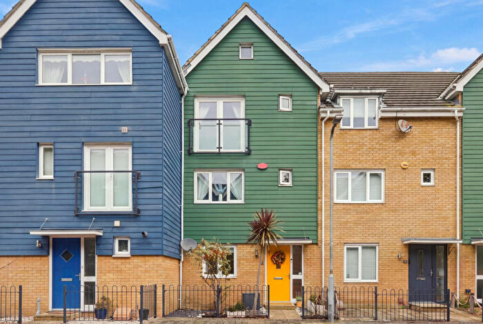 4 Bedroom Terraced House For Sale In Athena Close, Southend-on-sea, SS2