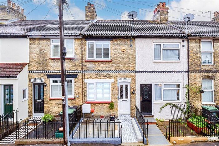 2 Bedroom Terraced House For Sale In Victoria Street, Eccles, Aylesford, Kent, ME20