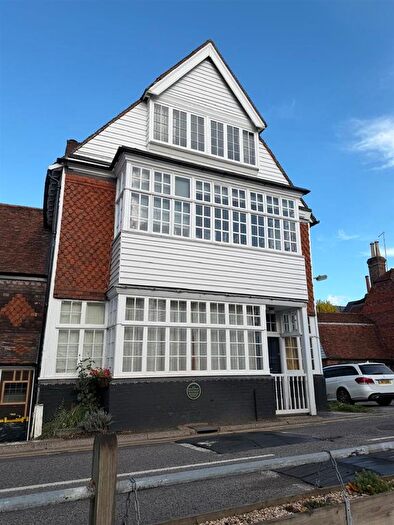 1 Bedroom Flat To Rent In St. Davids Bridge, Cranbrook, Kent, TN17