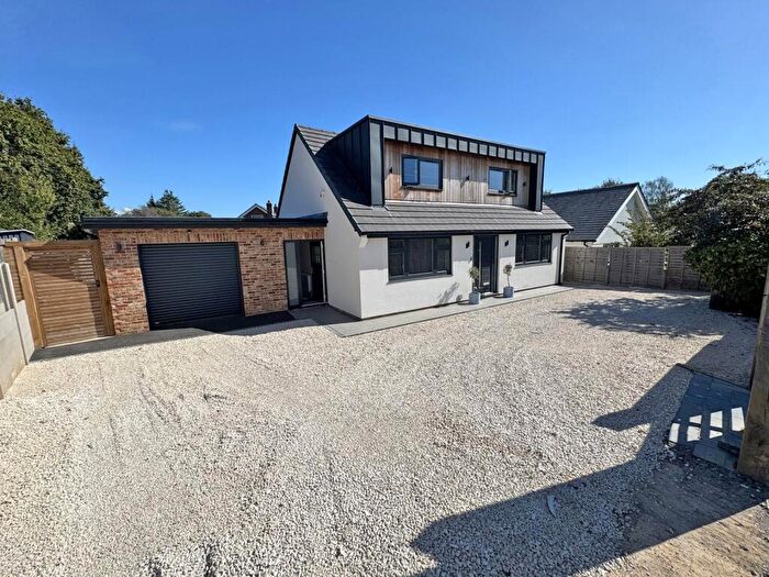 5 Bedroom Detached House For Sale In Anderwood Drive, Sway, Lymington, Hampshire, SO41