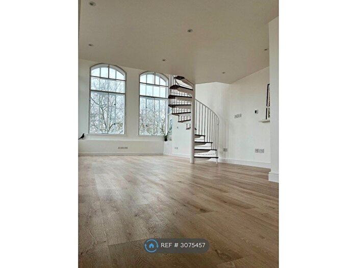 1 Bedroom Flat To Rent In Lexington Building, London, E3
