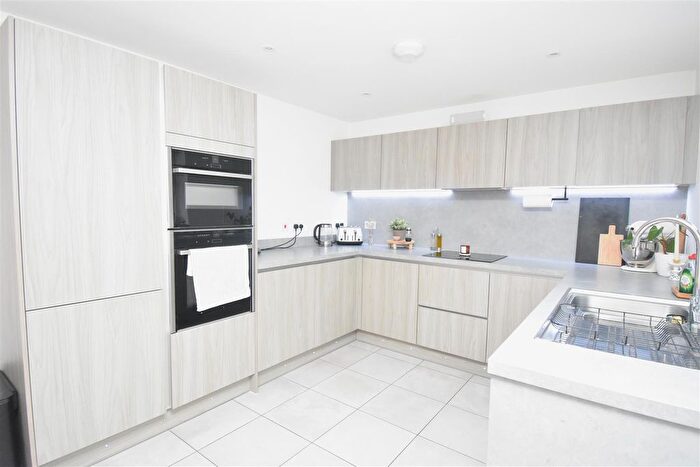4 Bedroom Semi-Detached House To Rent In Hughlings Close, Green Hammerton, York, YO26