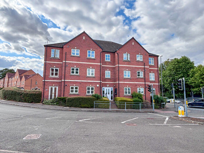 2 Bedroom Apartment For Sale In Maple Leaf Gardens, Worksop, S80