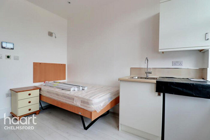 1 Bedroom Flat To Rent In A Springfield Road, Chelmsford, CM2