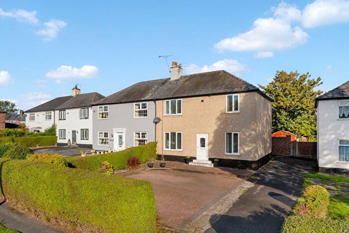 4 Bedroom Semi-Detached House For Sale In Lilac Avenue, Widnes, WA8