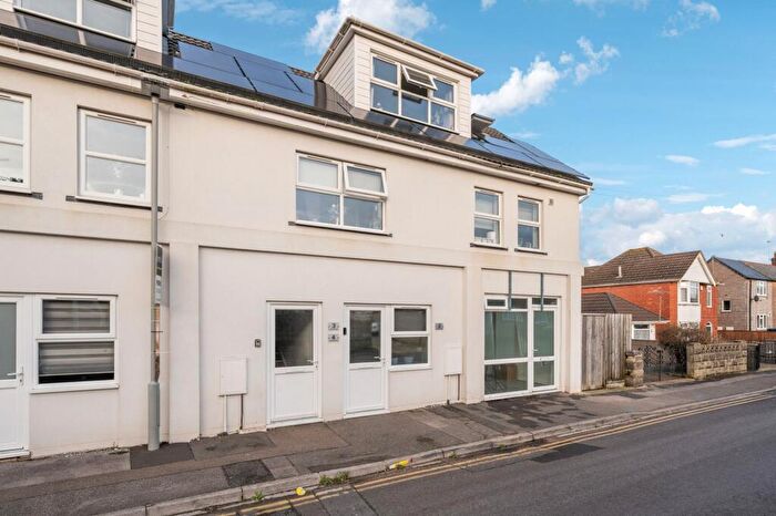 1 Bedroom Apartment For Sale In Norrish Road, Poole, BH12