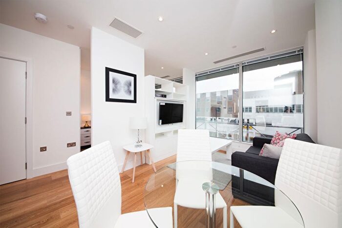 Studio To Rent In Staines Road, Hounslow, TW3