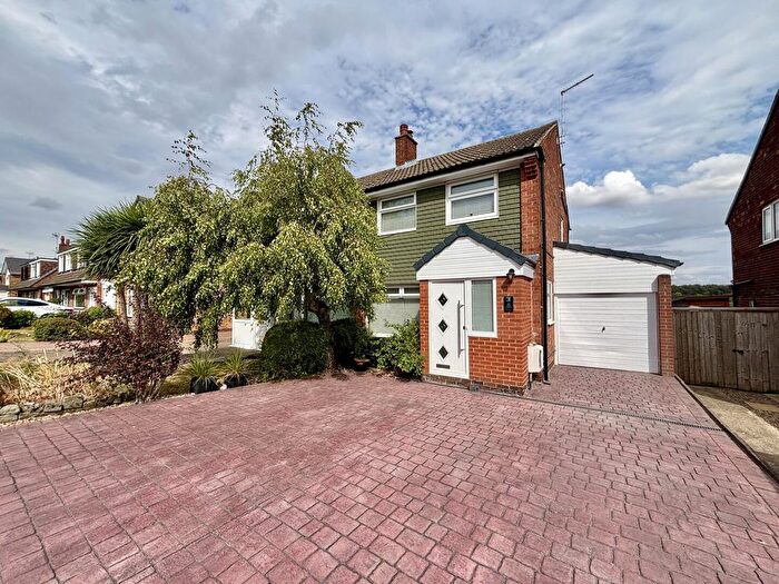 3 Bedroom Semi-Detached House For Sale In Elmet Road, Barwick In Elmet, Leeds, LS15