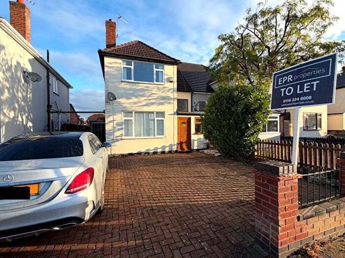 3 Bedroom Semi-Detached House To Rent In Herricks Avenue, Leicester, LE4