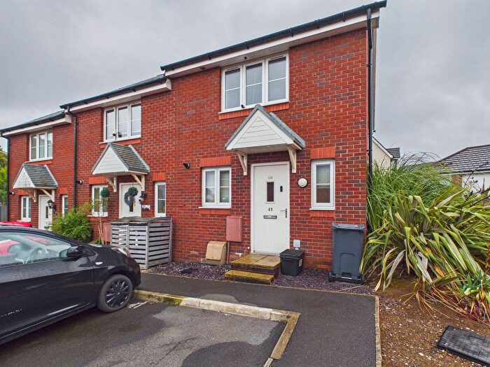 2 Bedroom End Of Terrace House For Sale In Mimosa Way, Paignton, TQ4