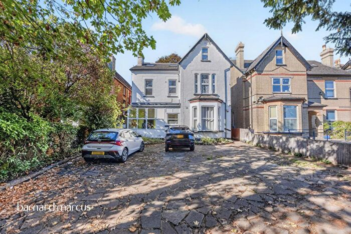 1 Bedroom Flat For Sale In South Park Hill Road, South Croydon, CR2