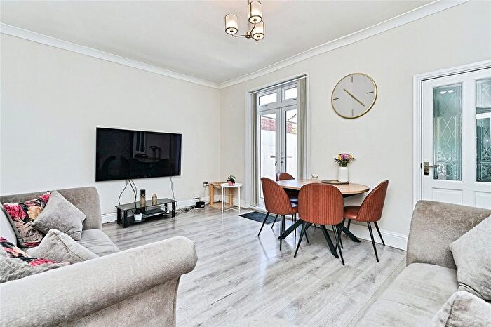 3 Bedroom End Of Terrace House For Sale In Charlotte Street, Chuckery, West Midlands, WS1