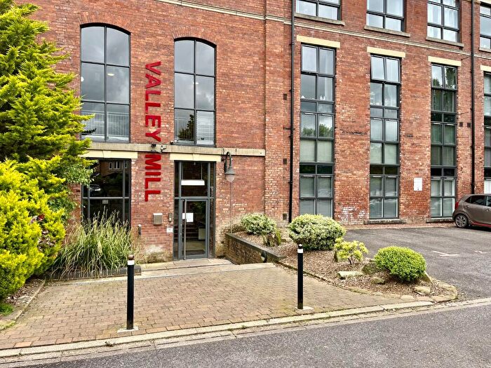 2 Bedroom Apartment To Rent In Valley Mill, Cottonfields, Eagley, Bolton, BL7