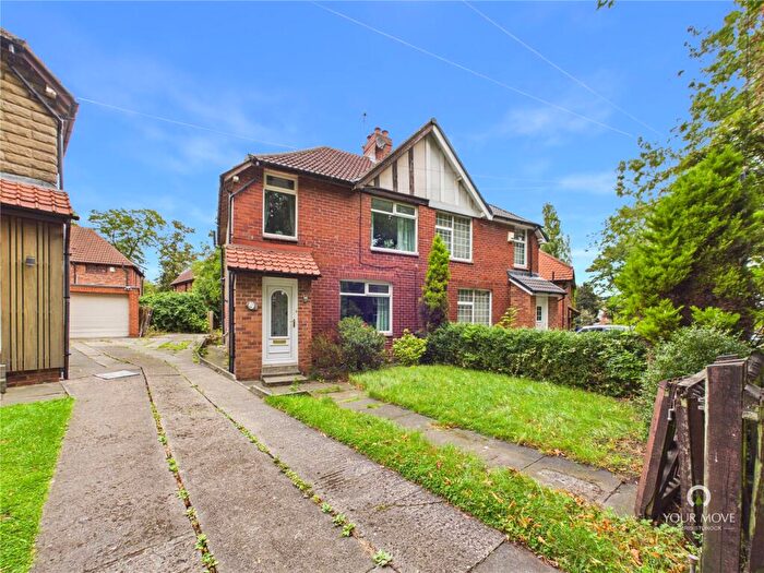 3 Bedroom Semi-Detached House For Sale In Chilside Road, Gateshead, NE10