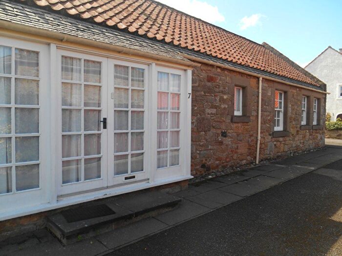2 Bedroom Bungalow To Rent In Kildinny Yards, St Andrews, KY16