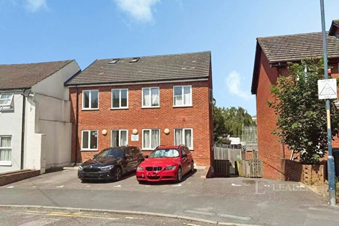 1 Bedroom Flat To Rent In Hedley Street, Maidstone, Kent, ME14