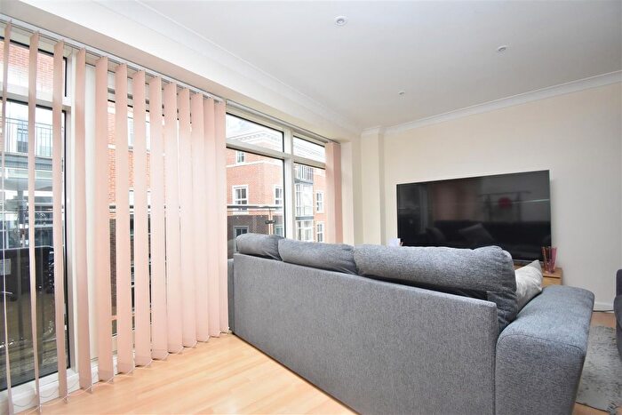 2 Bedroom Flat To Rent In Constantine House, Fetter Lane, York, YO1