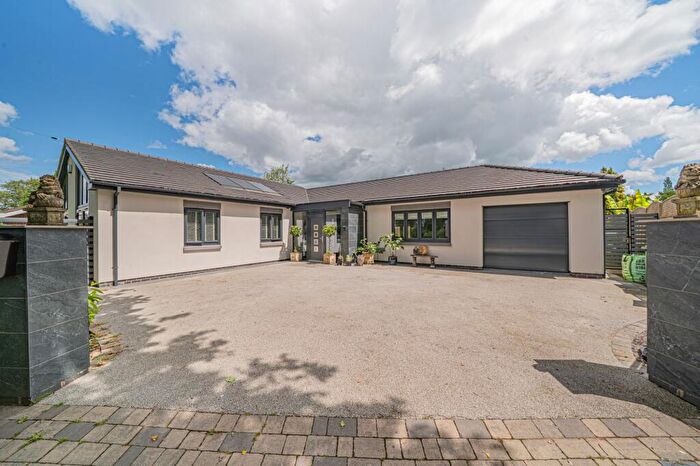 3 Bedroom Detached Bungalow For Sale In Springbrook Lane, Earlswood, B94