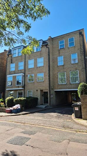 1 Bedroom Flat To Rent In Flat, Marlborough Road, London, W4