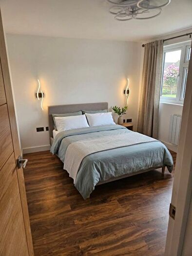 3 Bedroom Bungalow To Rent In Portland Gardens, Chadwell Heath, RM6