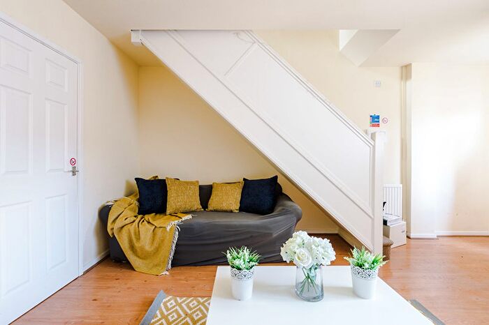 2 Bedroom Terraced House To Rent In Aquarius Lane, Salford, M6