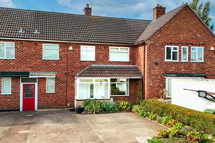3 Bedroom Terraced House For Sale In Highwood Avenue, Solihull, B92